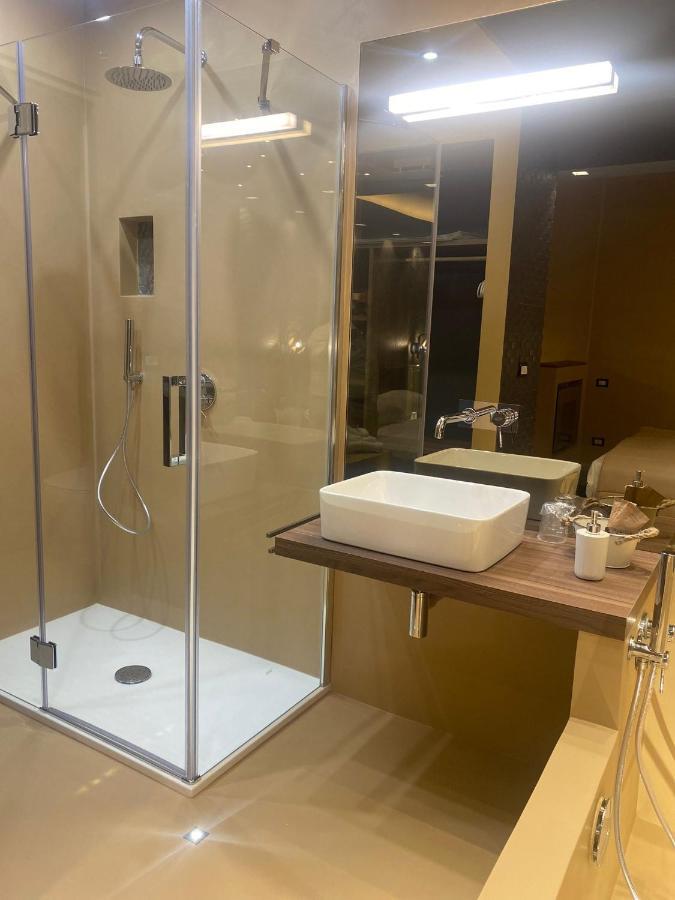 Montesantogroup Suite House Nel Centro Di Napoli Екстер'єр фото
